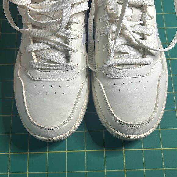 adidas Hoops 3.0 Mid Shoes Gray Cream Sports Women's 8 Shoes Sneakers GZ4560 - Picture 2 of 6